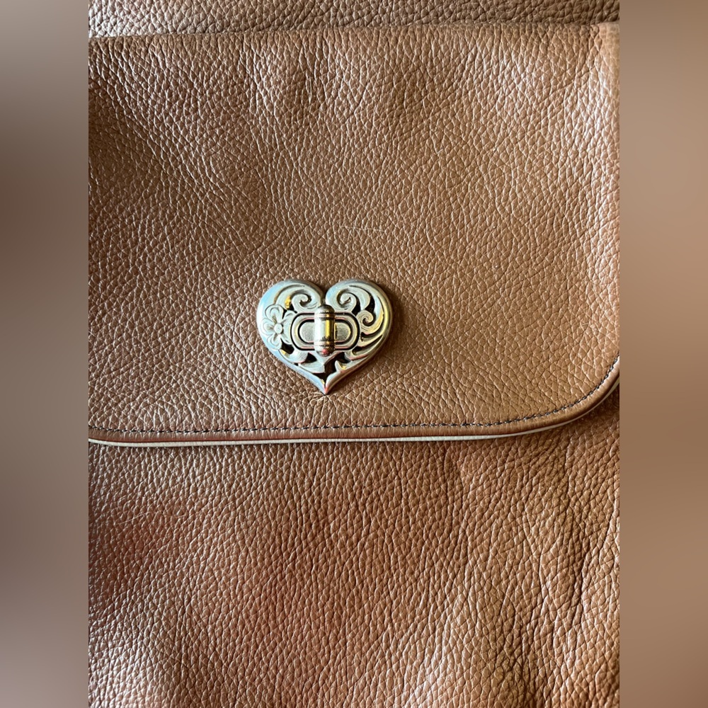 Classic Brown Leather Bag with Timeless Design. Silver hardware. - Picture 4 of 9